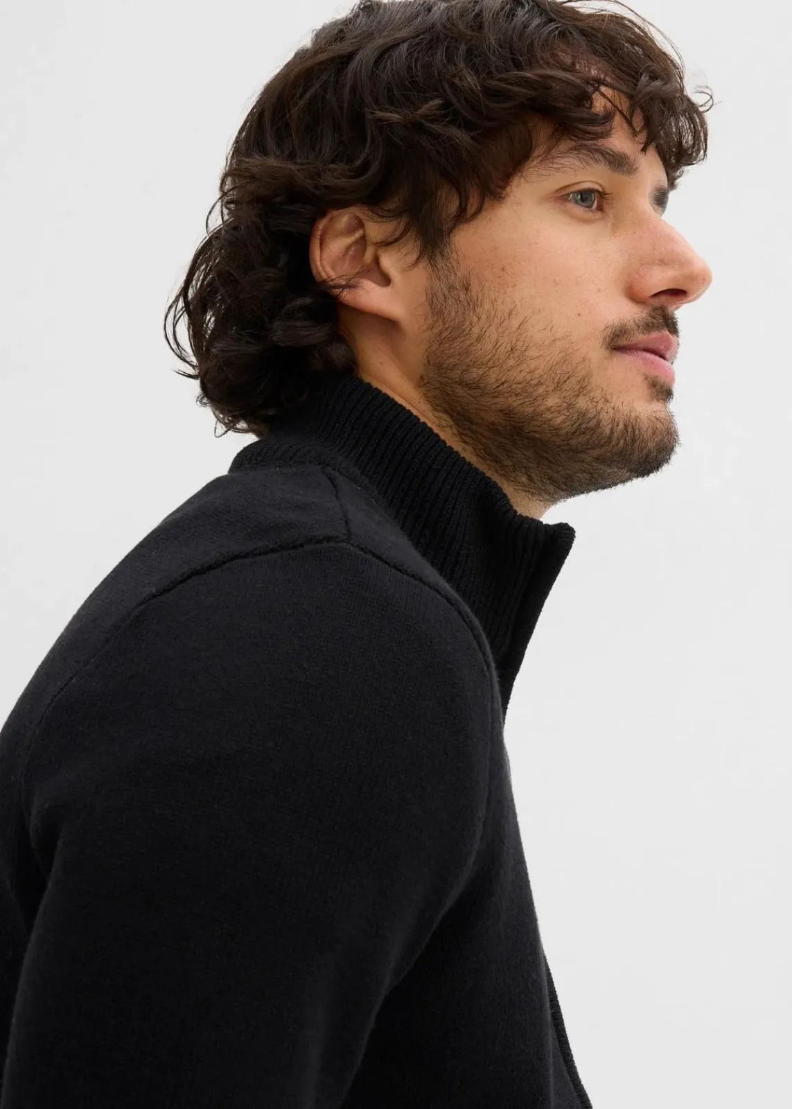bonprix Pullover & Strickjacken|Basics|Strickjacke mit Stehkragen und recycelter Baumwolle schwarz