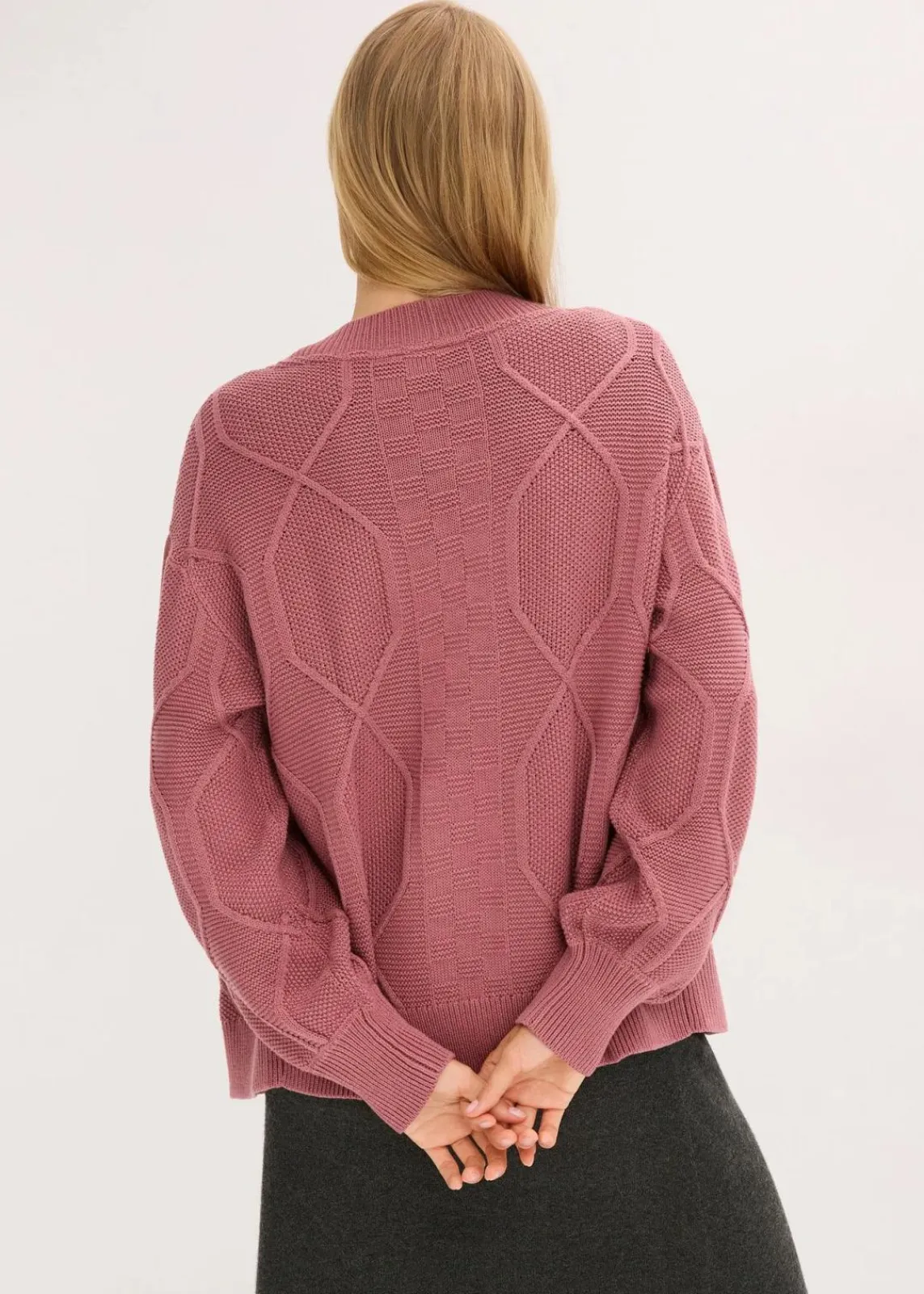 Strickjacke mit Zopfmuster|bonprix