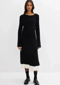 Strickkleid aus Viskose-Mix mit Kontrastdetails|bonprix Clearance