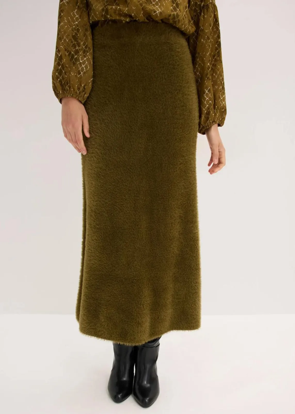 Strickrock aus flauschigem Federgarn|bonprix Discount