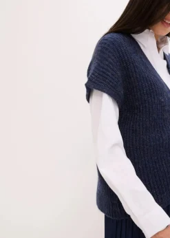 Strick-Weste mit dekorativen Knöpfen und Wollanteil|bonprix