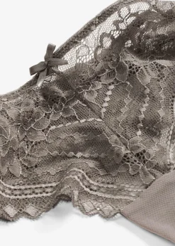 String aus zarter Spitze (2er Pack)|bonprix