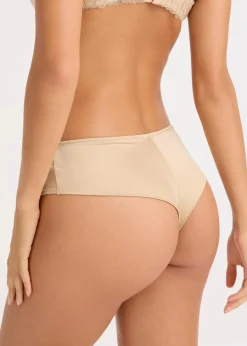 bonprix Wäsche·Dessous|Wäsche·Höschen|String Panty mit nahtloser Hinterhose saharabeige