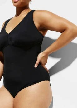 bonprix Nachhaltigere Materialien|Bademode·Badeanzüge|Strong Shape-Badeanzug mit V-Ausschnitt dunkelblau