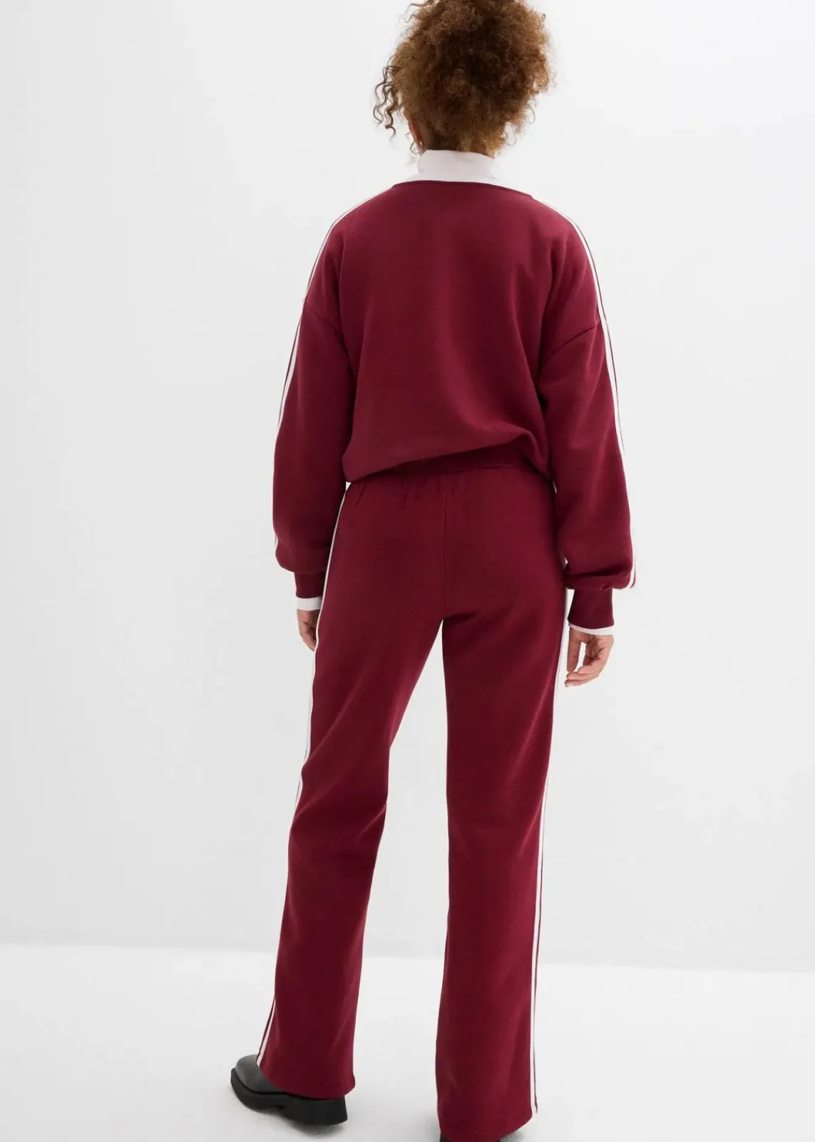 bonprix Bekleidung·Blusen & Tuniken|Bekleidung·Kleider|Sweathose aus weichem Baumwoll-Mix ahornrot/weiß