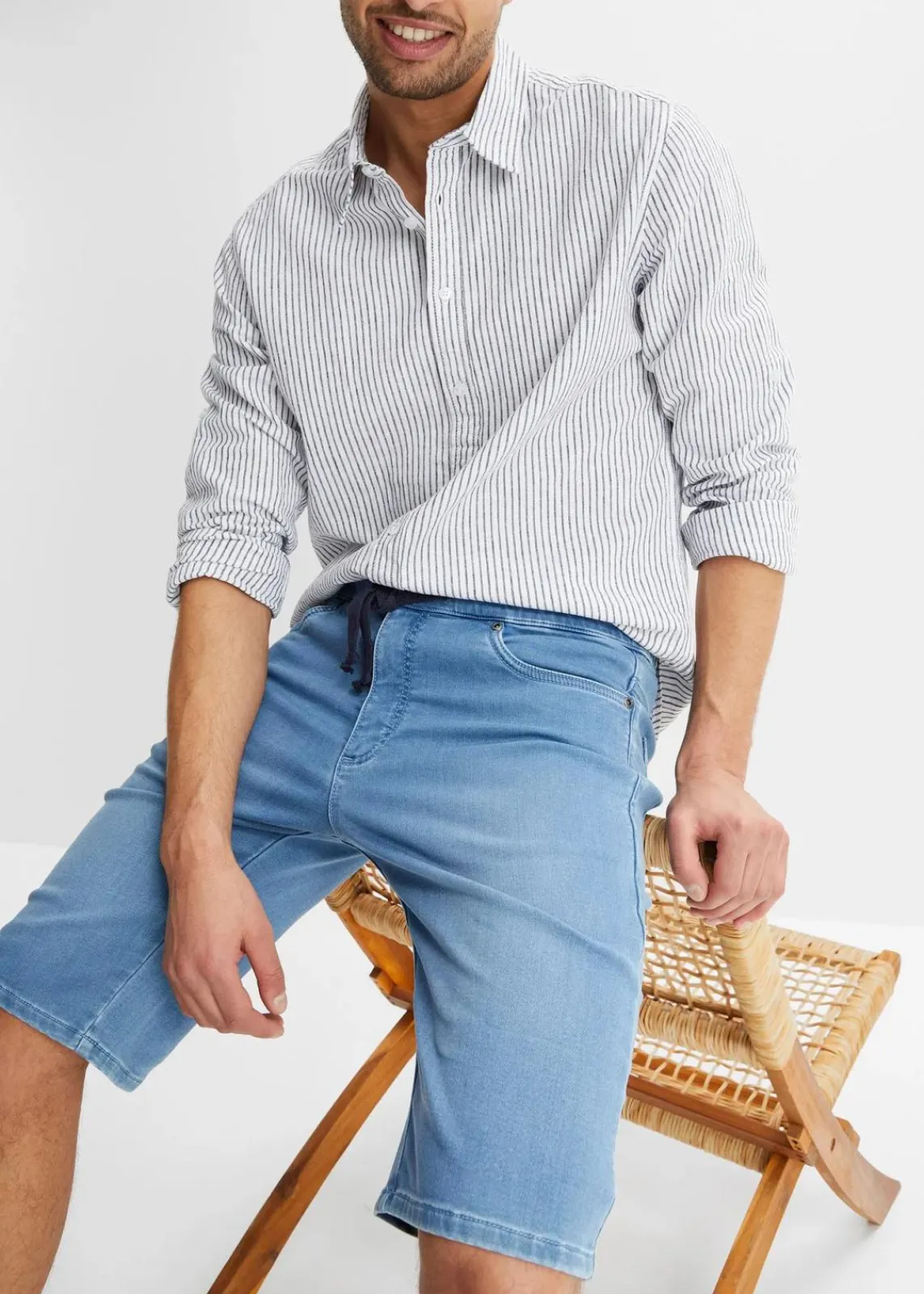 bonprix Große Größen|Shorts|Sweat-Jeans-Bermuda mit Komfortschnitt, Regular Fit hellblau denim