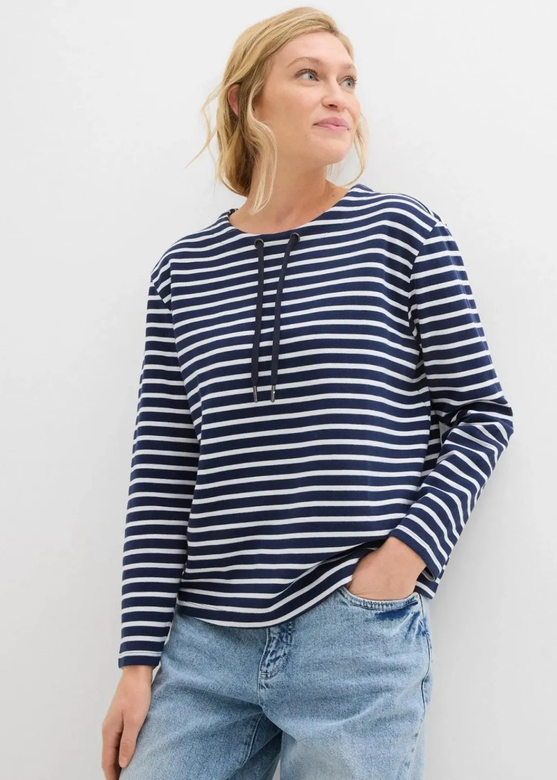 bonprix Sweat|Sweatshirt aus Strukturmaterial dunkelblau/weiß gestreift