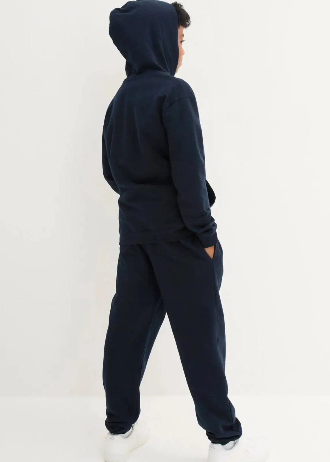 bonprix Jungen·Nachtwäsche|Mädchen·Nachtwäsche|Sweatshirt und Sweathose aus weicher Baumwolle (2-tlg.Set) dunkelblau bedruckt