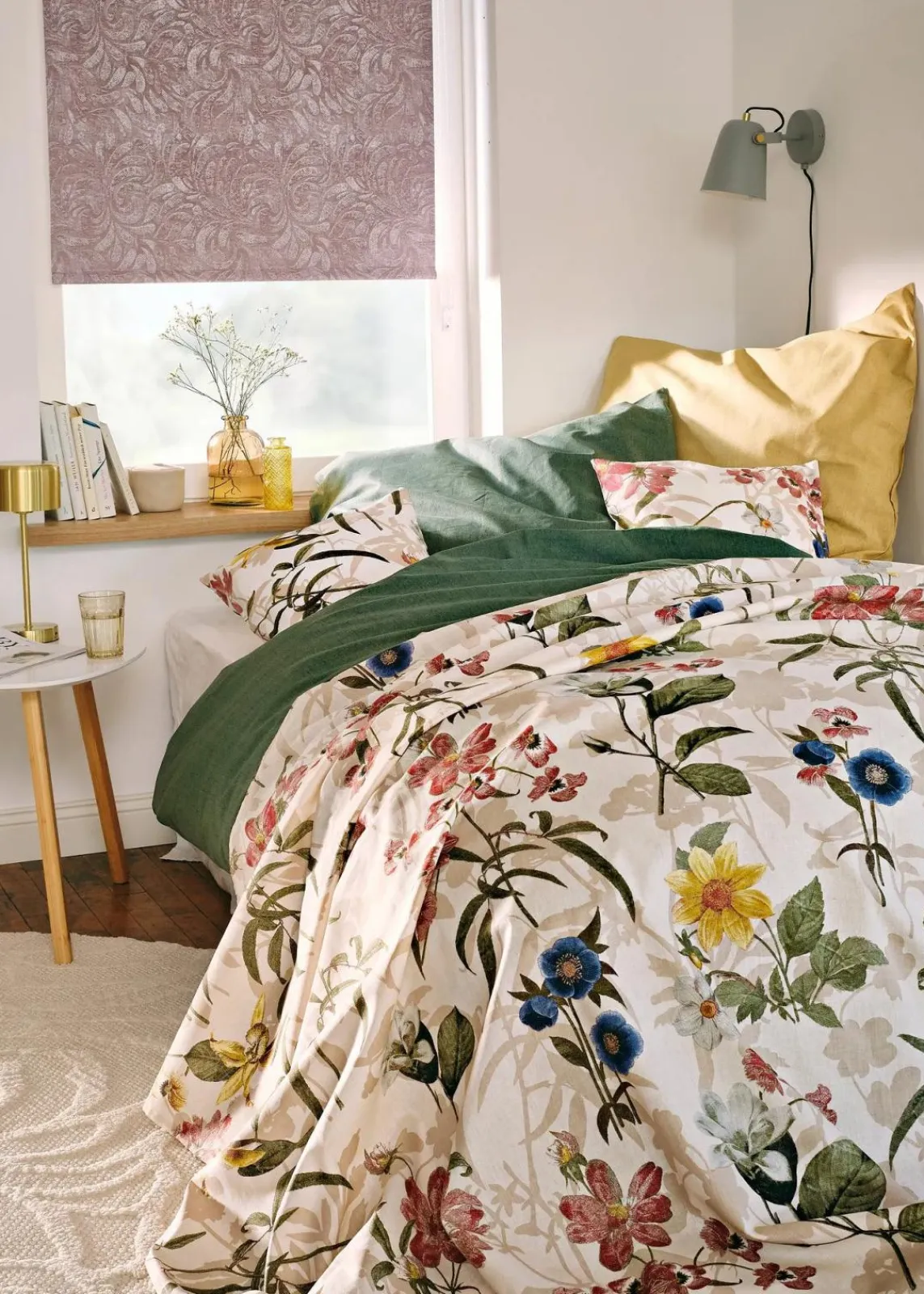 bonprix Geschirr & Servieren|Hussen & Sofaüberwürfe|Tagesdecke mit floralem Design beige