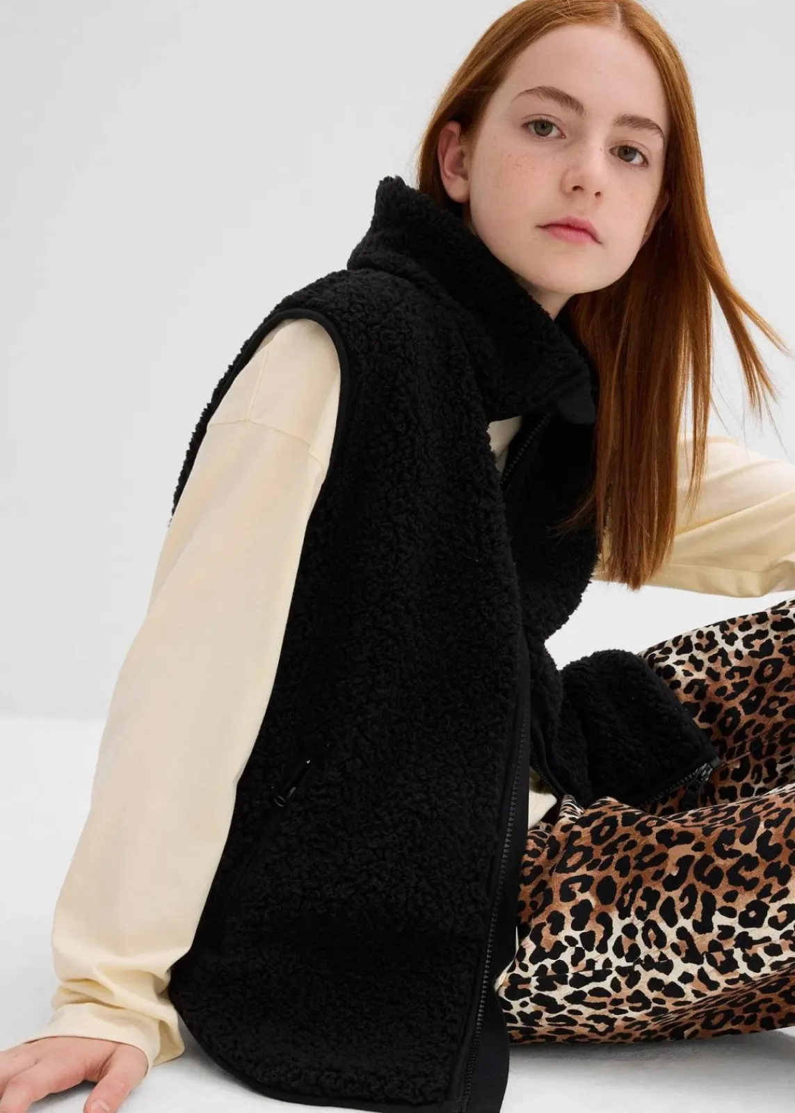 bonprix Mädchen 9-16 Jahre·Jacken & Outdoor|Teddy-Weste schwarz