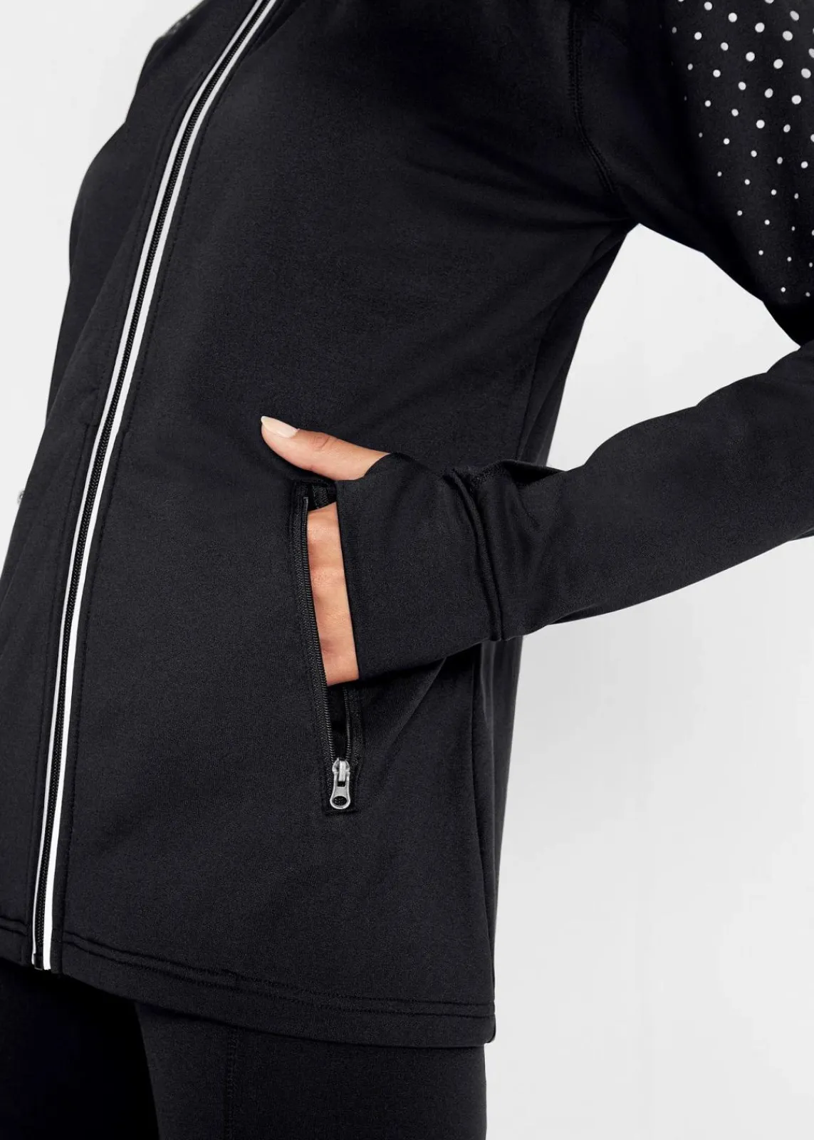 bonprix Outdoorbekleidung|Thermobekleidung|Thermo Sportjacke mit reflektierendem Druck schwarz gepunktet