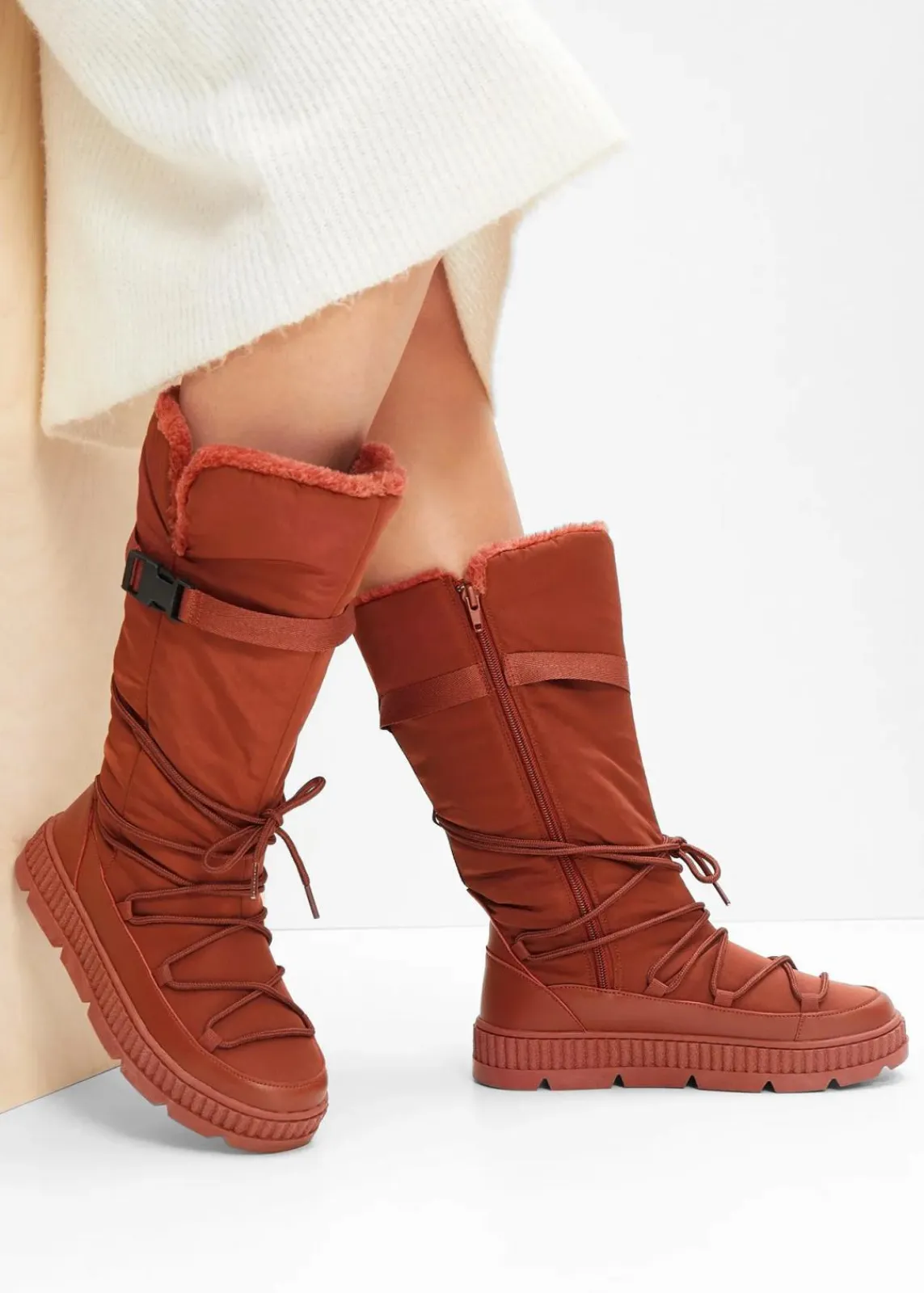 bonprix Outdoorbekleidung|Sport- & Trekkingschuhe|Trekking-Boots karminrot