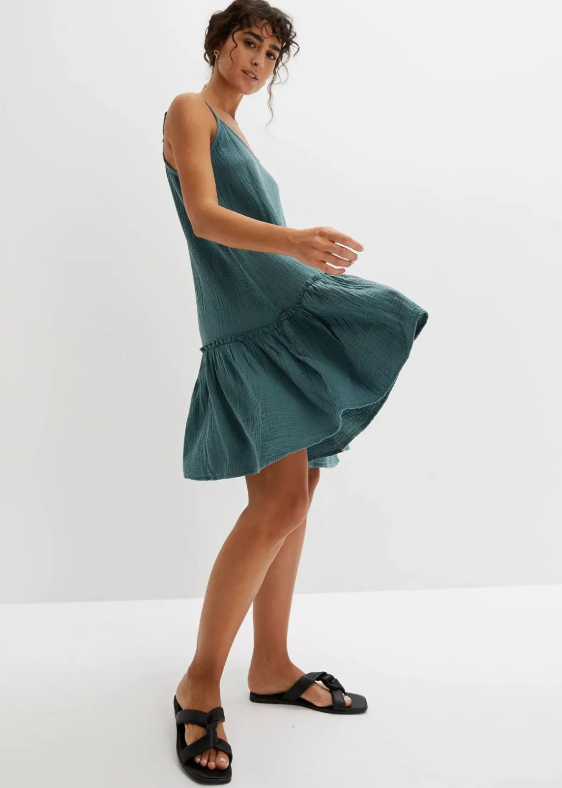 bonprix Bekleidung·Pullover & Strickjacken|Kleider|Trägerkleid aus Musselin graugrün