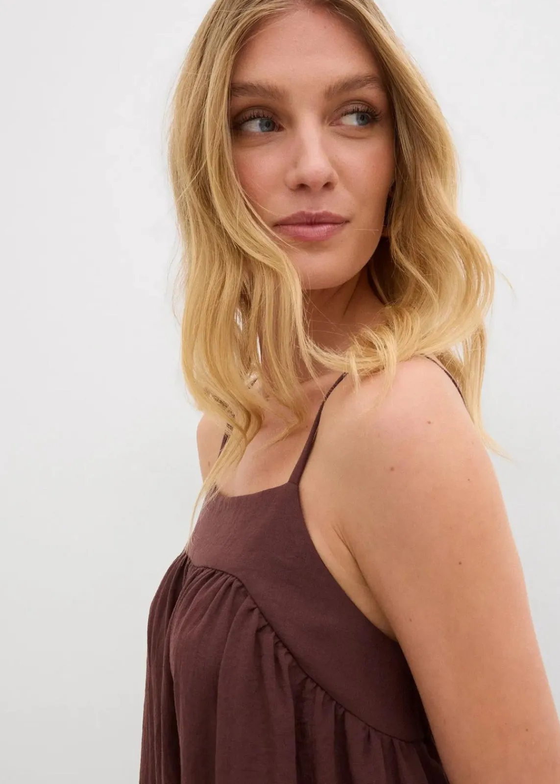 bonprix Bekleidung·Pullover & Strickjacken|Kleider|Trägerkleid aus softem Viskose-Mix terrabraun