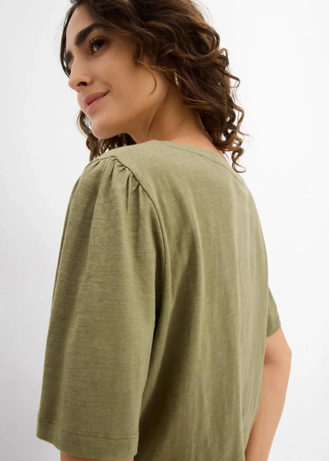 bonprix Shirts & Tops|Nachhaltigere Materialien|T-Shirt aus reiner Baumwolle oliv