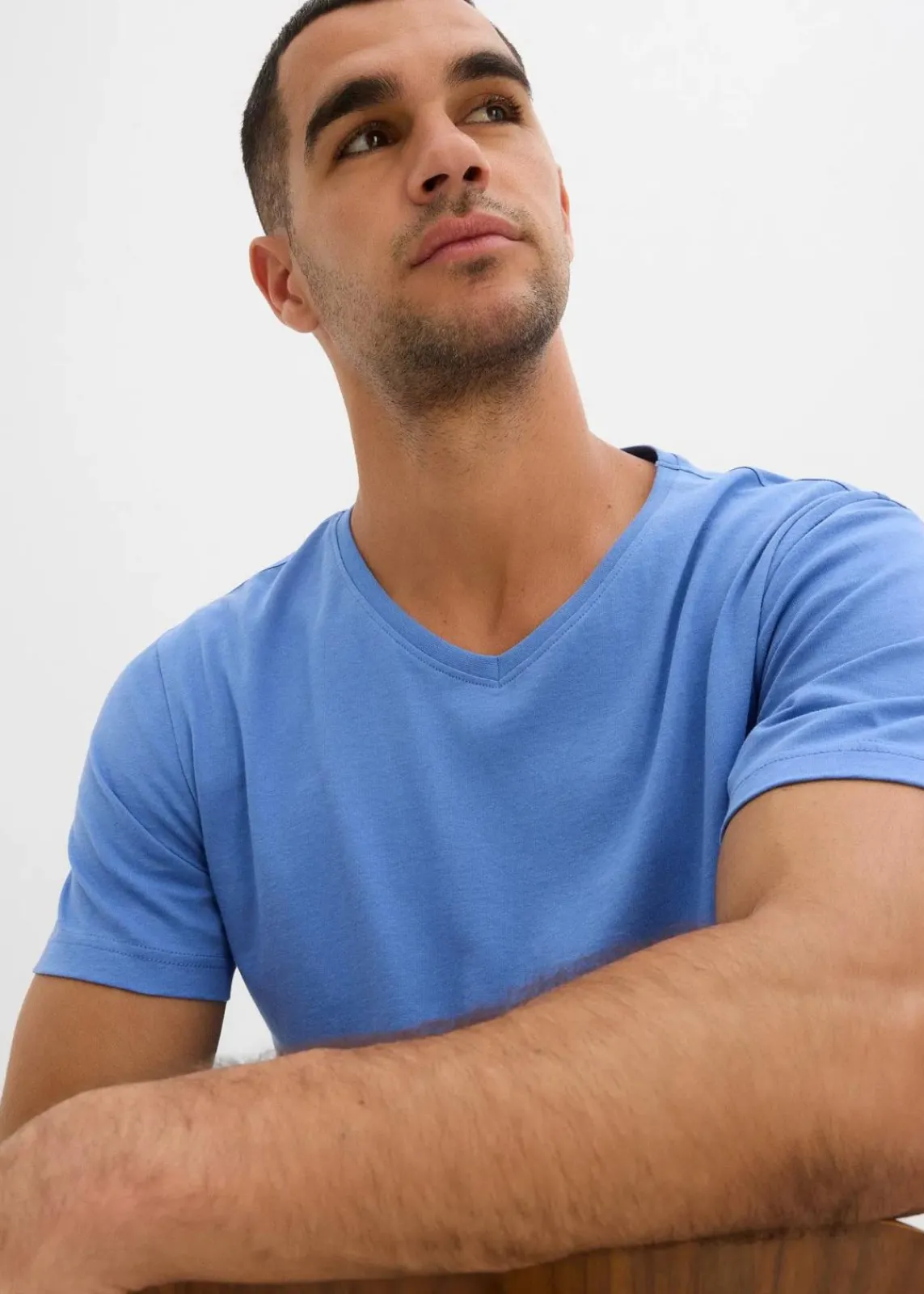 T-Shirt mit V-Ausschnitt (3er Pack)|bonprix New