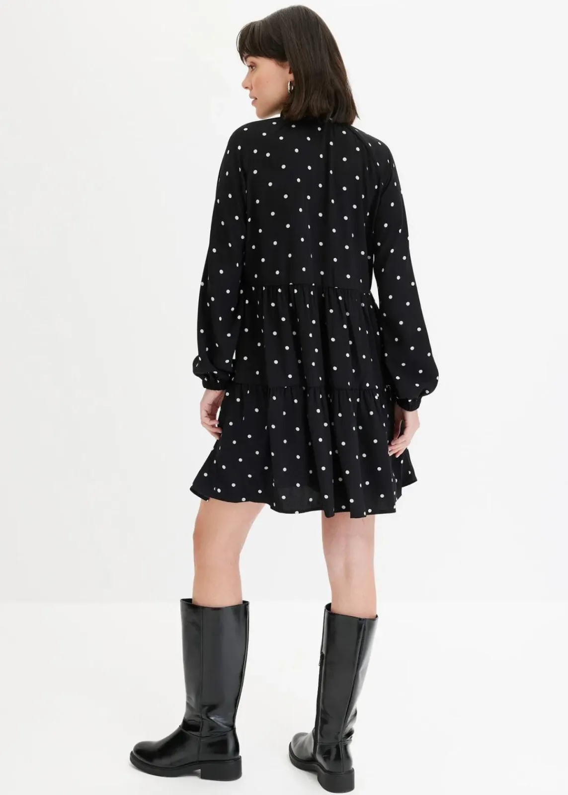 bonprix Bekleidung·Pullover & Strickjacken|Kleider|Tunika-Kleid schwarz/weiß gepunktet