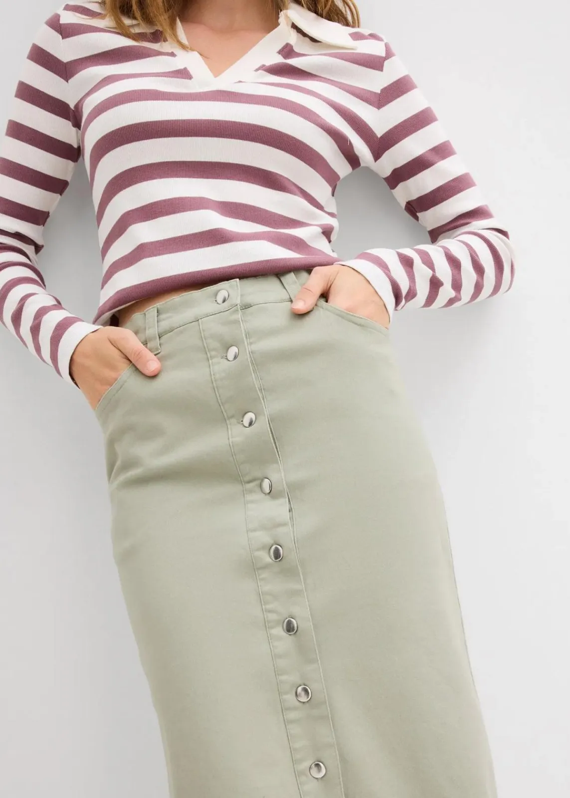 bonprix Bekleidung·Sportbekleidung|Röcke|Twill Midirock seegras