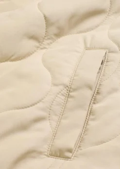 bonprix Bekleidung·Hosen|Jacken & Mäntel|Ultraleichte Steppweste mattschilf