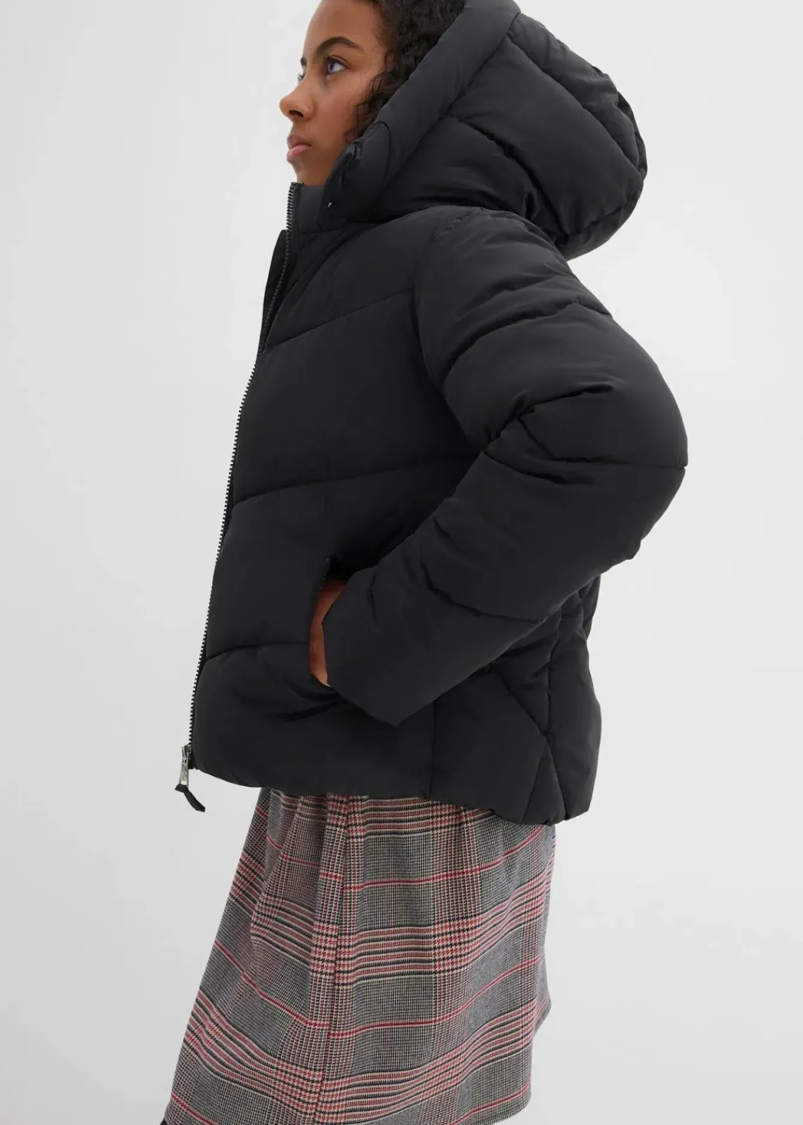 bonprix Mädchen 9-16 Jahre·Jacken & Outdoor|warm gefütterte Puffer-Jacke mit Kapuze schwarz