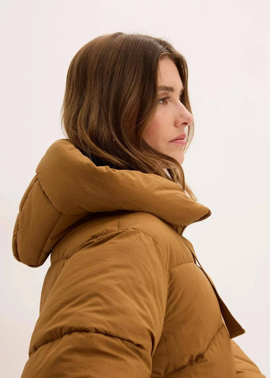 bonprix Bekleidung·Hosen|Jacken & Mäntel|Wasserabweisende Steppjacke cognac braun