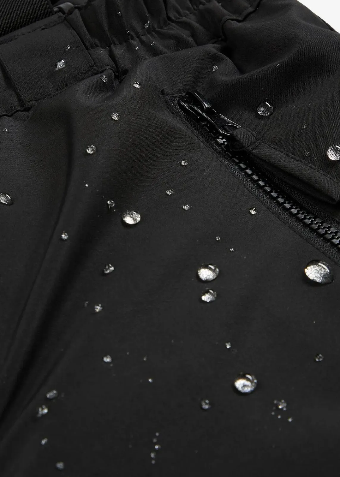 wasserdichte Funktionshose mit Hosenträgern, warm gefüttert|bonprix Discount