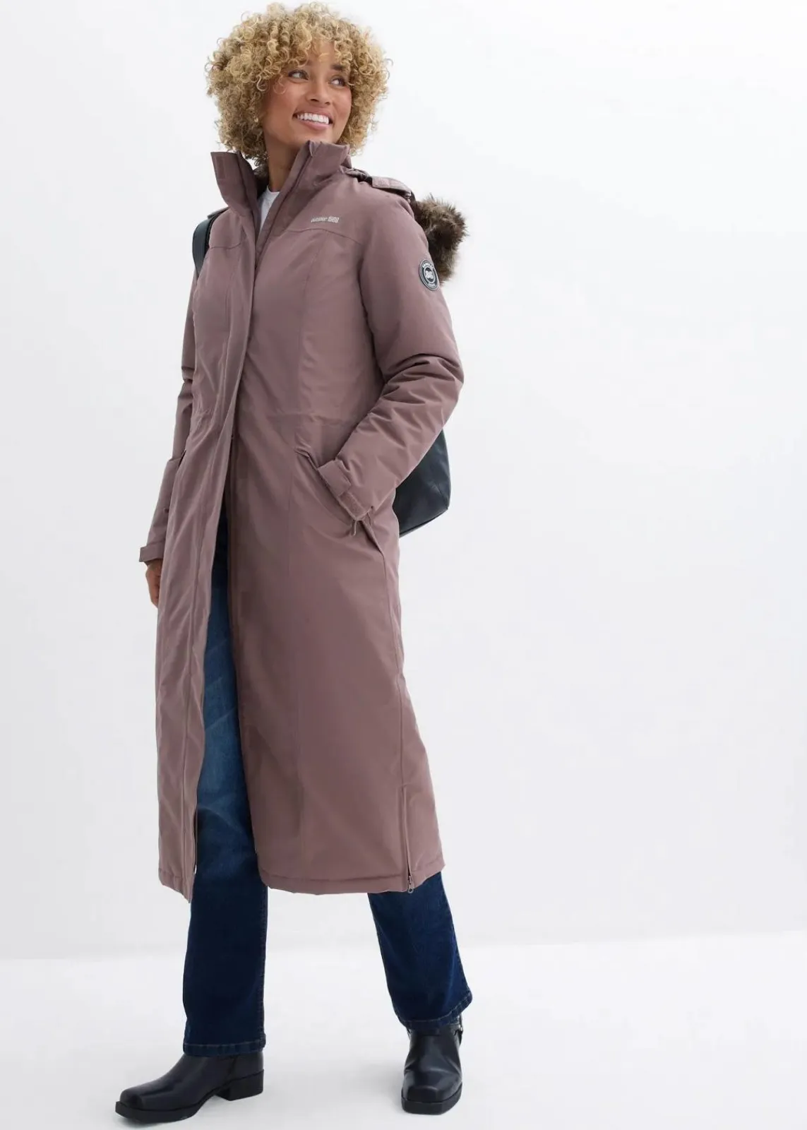 wasserdichter Outdoor-Mantel mit Fellimitat|bonprix