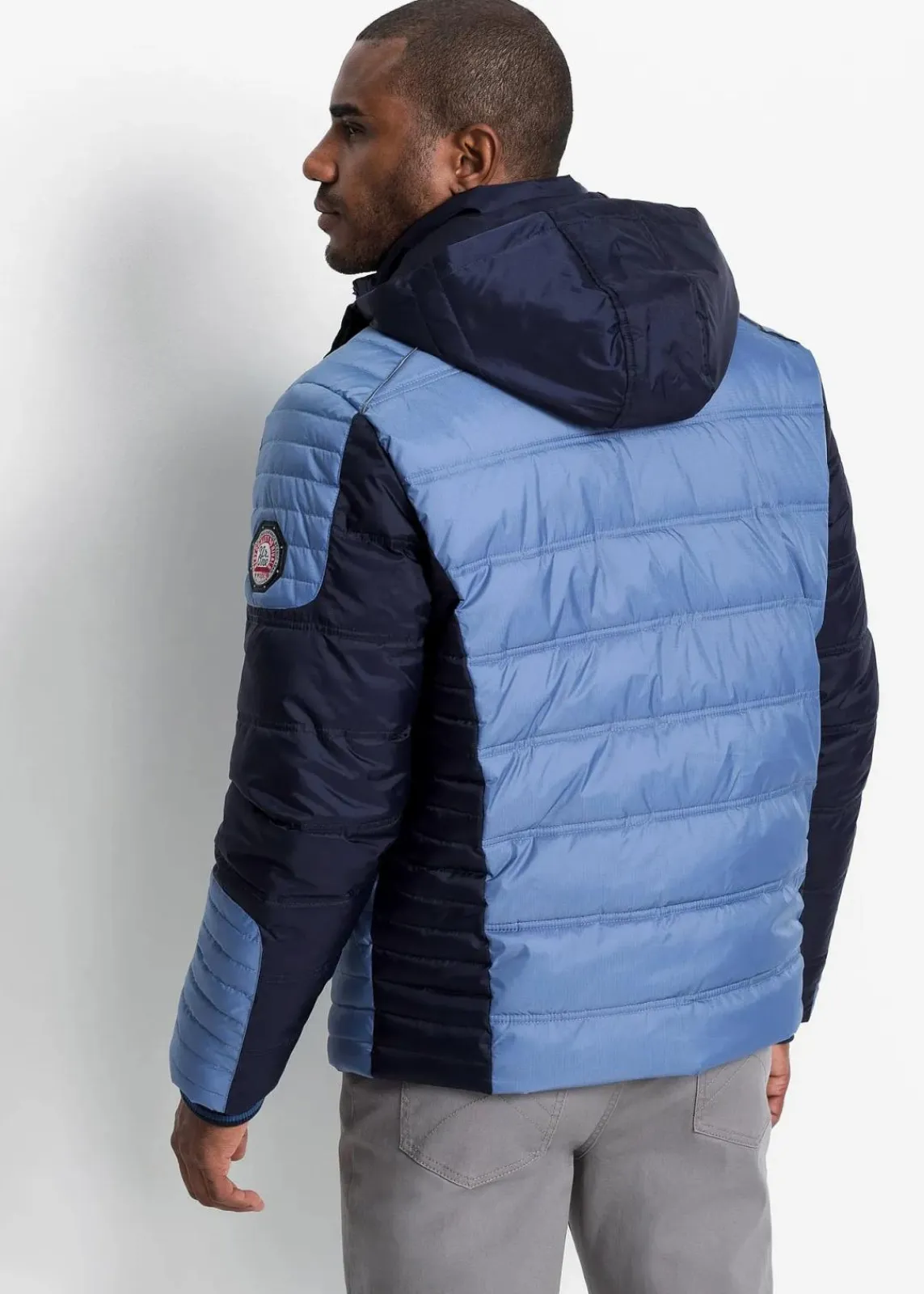 wattierte Steppjacke mit abnehmbarer Kapuze|bonprix Sale