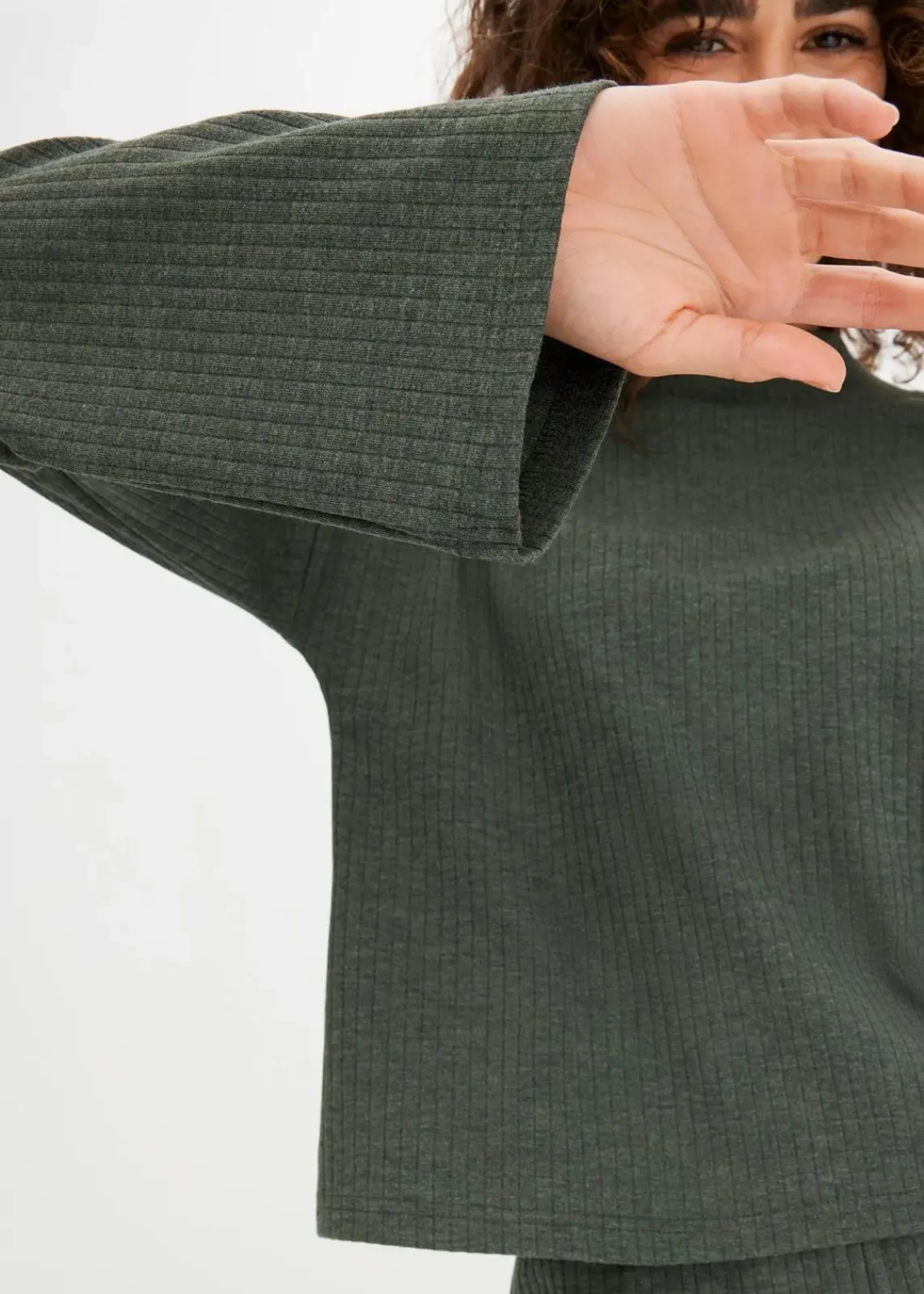 bonprix Wäsche·Nachtwäsche|Wäsche·Homewear|Weit geschnittener Loungewear Hausanzug aus weicher Rippe dunkelgrün meliert