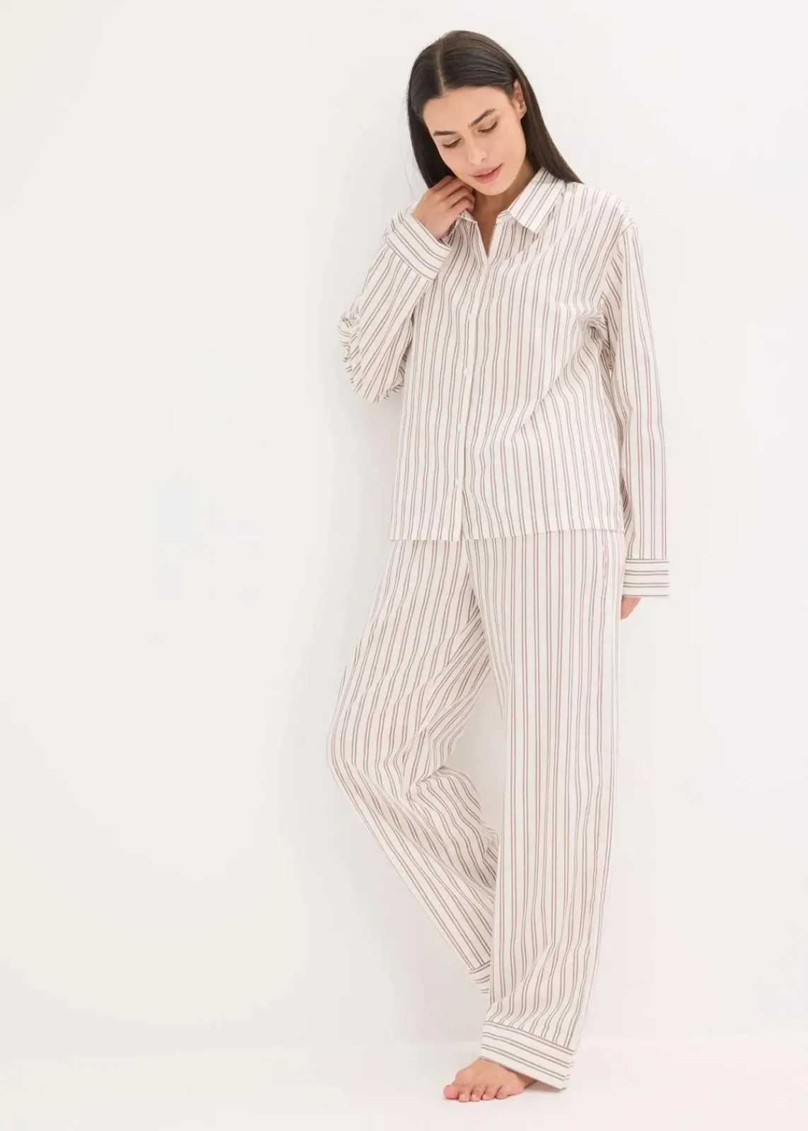 bonprix Wäsche·Homewear|Wäsche·Nachtwäsche|Weit geschnittener Loungewear Hausanzug aus gewebter Baumwolle natur/mattbraun gestreift