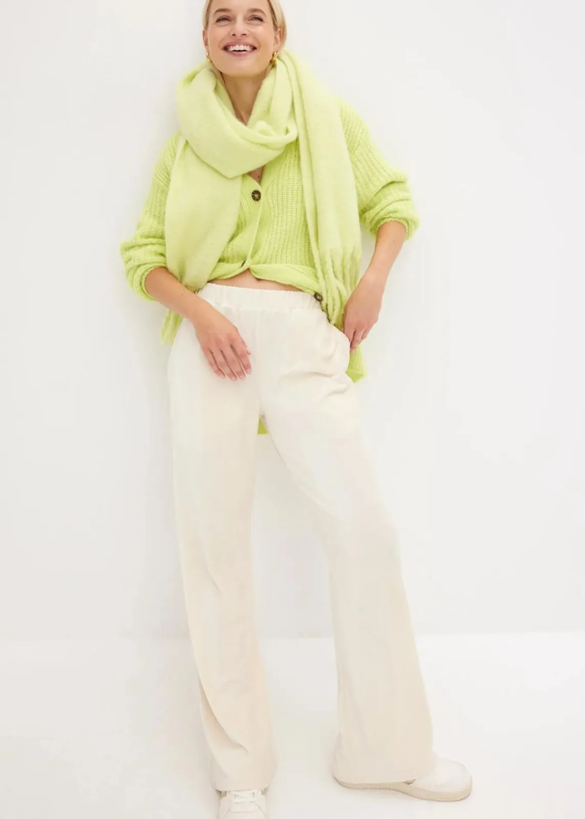 bonprix Hosen|Bekleidung·Kleider|Weite Schlupfhose in Cordoptik cremeweiß