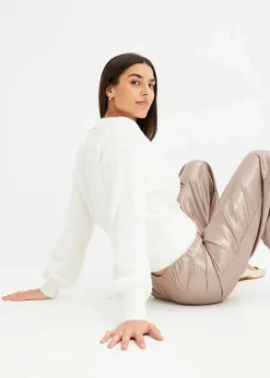 Wickelpullover mit Accessoire|bonprix