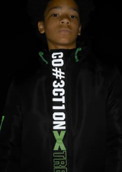 bonprix Jungen 9-16 Jahre·Jacken & Outdoor|Winterjacke mit sportiven Details und Kapuze schwarz bedruckt