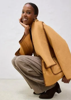 bonprix Jacken & Mäntel|Bekleidung·Hosen|Wolljacke mit Zierstickerei (2tlg. Set mit Schal) haselnuss