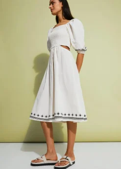 Zehenstegpantoletten mit Profilsohle|bonprix Hot